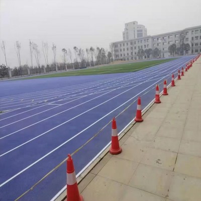 Construction d'une piste de course