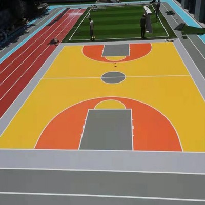 Construcción de cancha de baloncesto